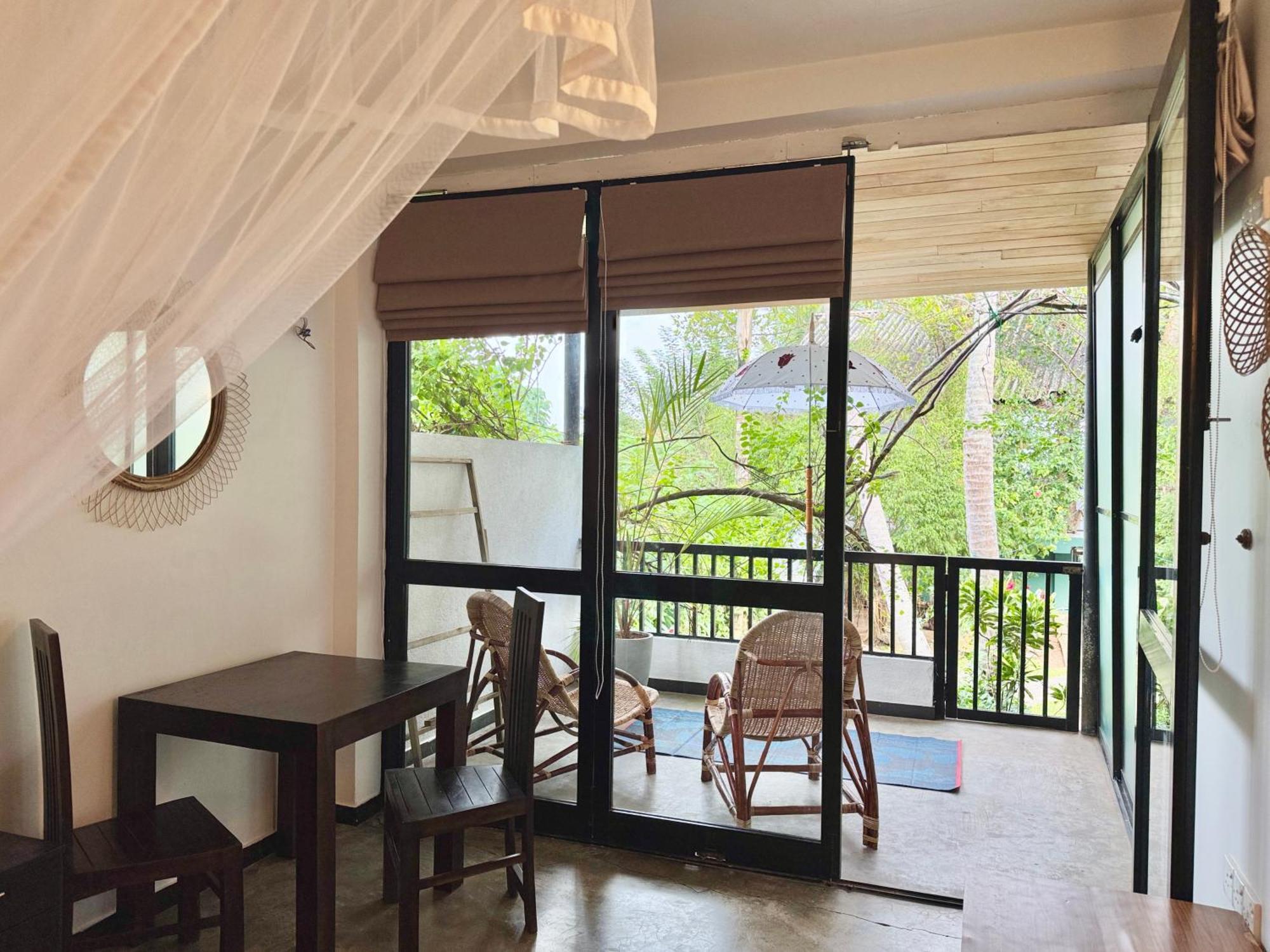 Swastha Ayurveda Villa Hikkaduwa Exterior photo
